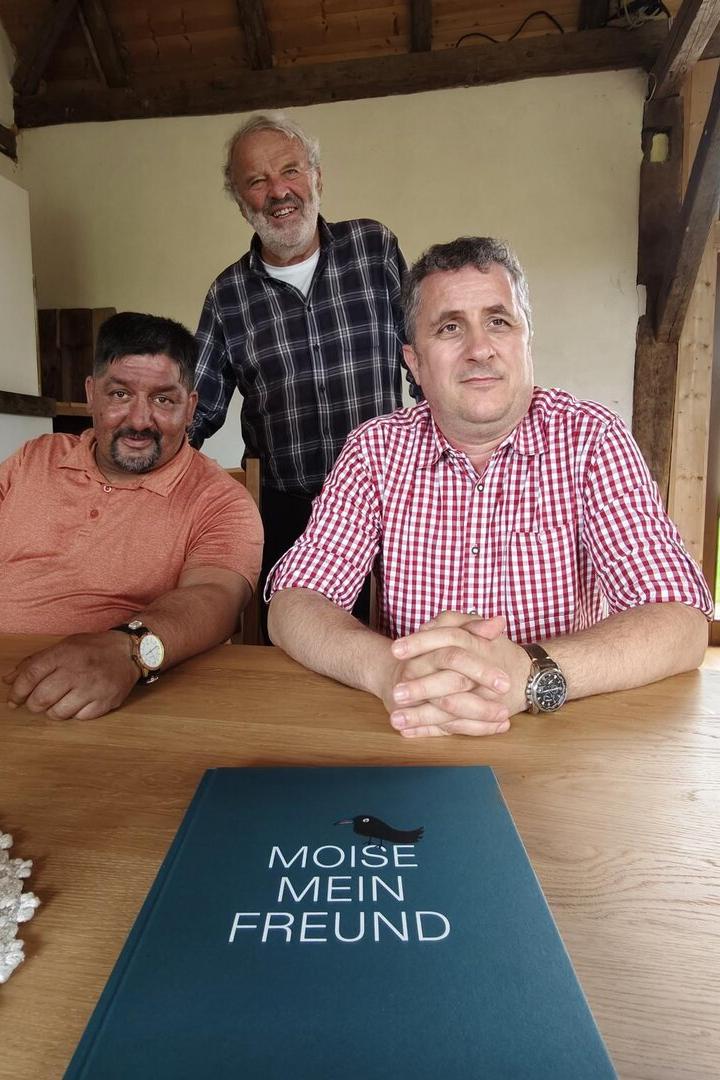 Moise, Pater Georg Sporschill, Chorherr Ignatius Sutel
