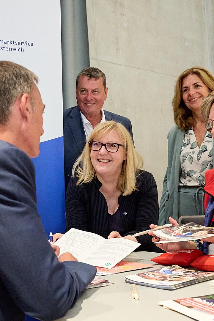 AMS NÖ Beratungs- und Jobmesse für Jobsuchende 55 plus