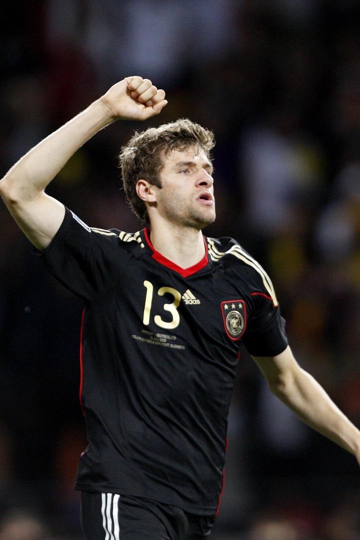 Thomas Müller 2010 beim WM-Spiel Uruguay vs. Germany.