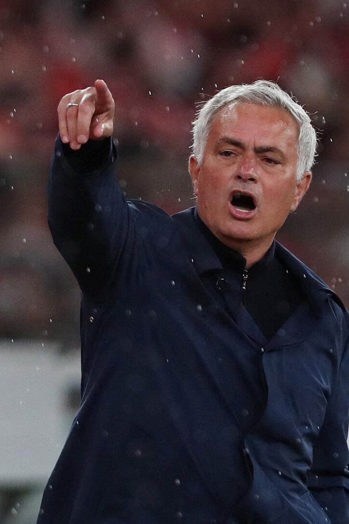 Trainer Jose Mourinho auf der Seitenlinie