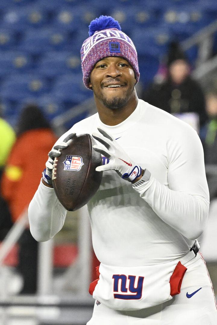 NFL: New York Giants at New England Patriots
