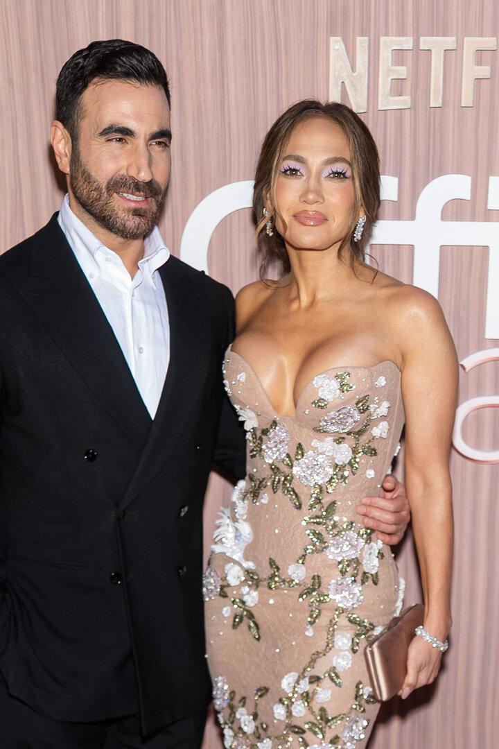 Jennifer Lopez und Brett Goldstein