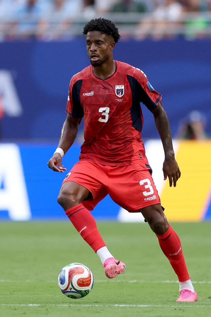 FOI-SOC-SPO-WCS-URUGUAY-V-CABO-VERDE:-GROUP-H-FIFA-WORLD-CUP-2