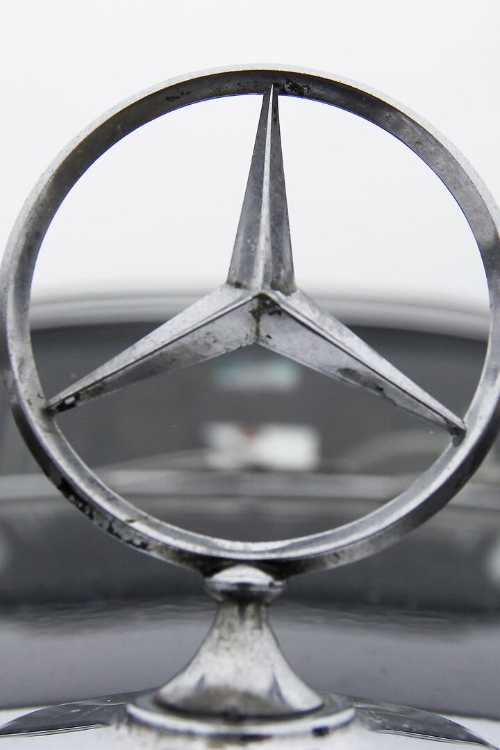 Ein Mercedes-Stern