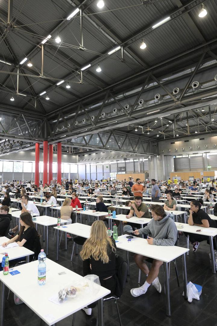 AUFNAHMETEST FÜR DIE MEDIZINISCHE FAKULTÄT IN WIEN