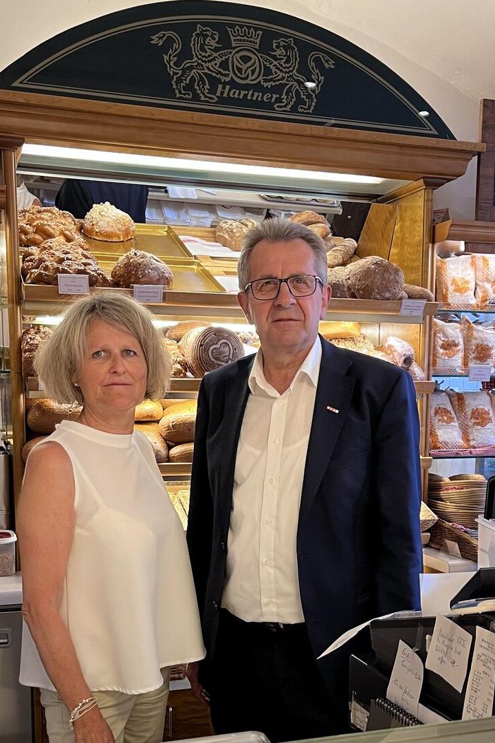 Bäckerei-Chefin Hartner und WK-Obmann Pilz.