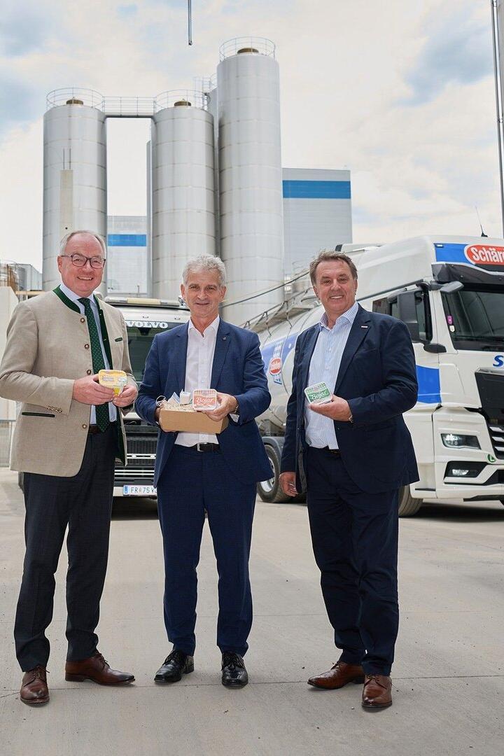 LH Pernkopf , GF Braunshofer , WK-Präsident Ecker 