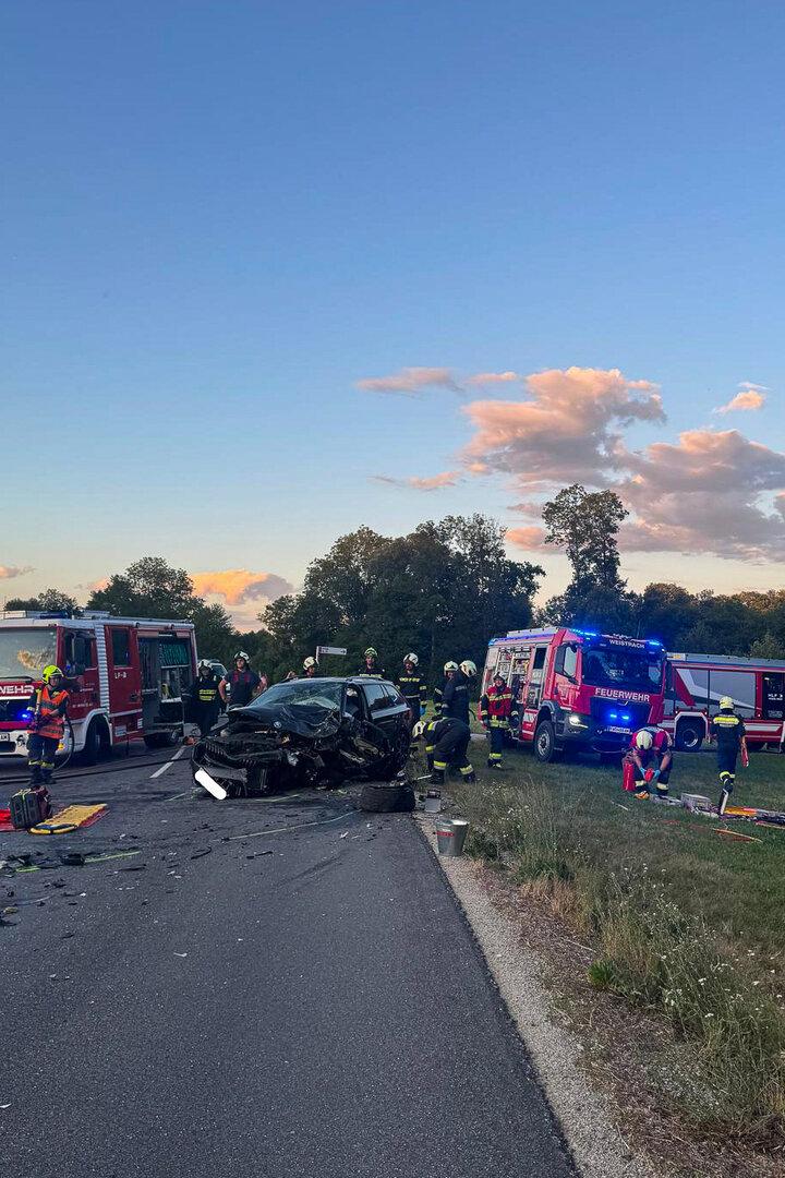 Großeinsatz an der Unfallstelle 
