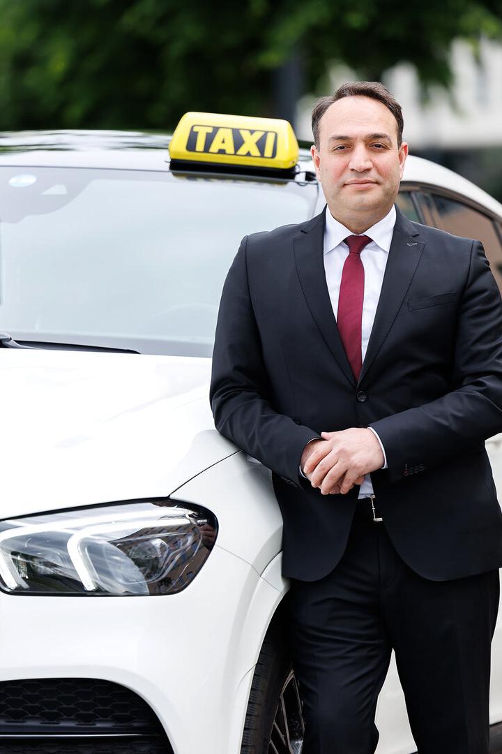 Gönultas ekrem Taxiobmann Wien