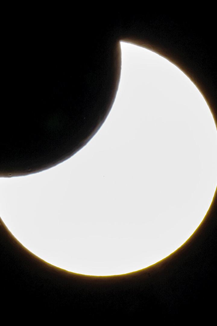 PARTIELLE SONNENFINSTERNIS IN ÖSTERREICH