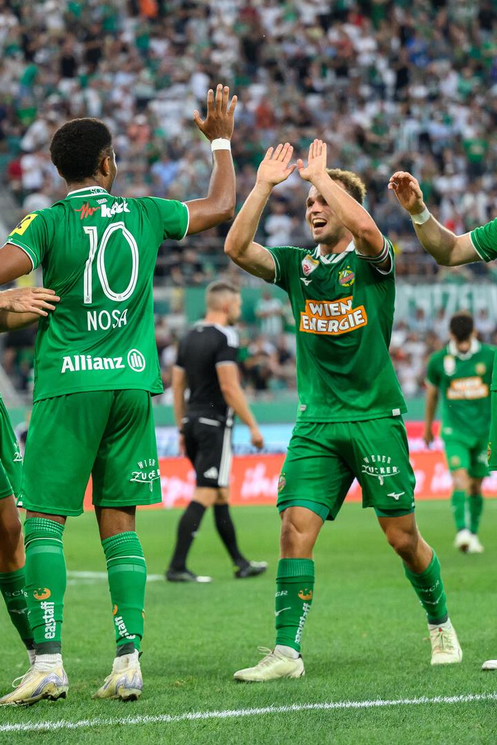 Rapid kann Kantersieg