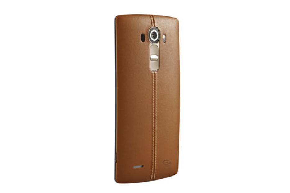 Die Rückseite eines braunen LG G4 Smartphones mit Ledertextur.