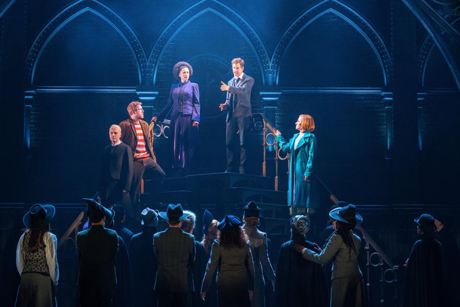 Szene aus dem Theaterstück „Harry Potter und das verwunschene Kind“.