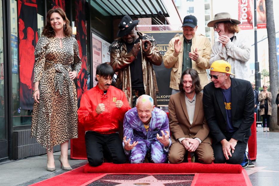Die Rockband Red Hot Chili Peppers enthüllt ihren Stern auf dem Hollywood Walk of Fame in Los Angeles.