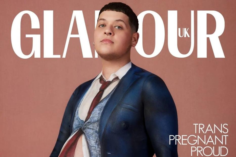 Logan Brown, ein schwangerer Transmann, auf dem Cover von Glamour UK.