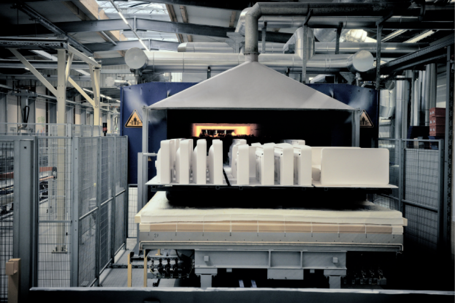 Der elektrische Tunnelofen als Herzstück der weltweit ersten Netto-Null-Produktionsstätte für Sanitärkeramik