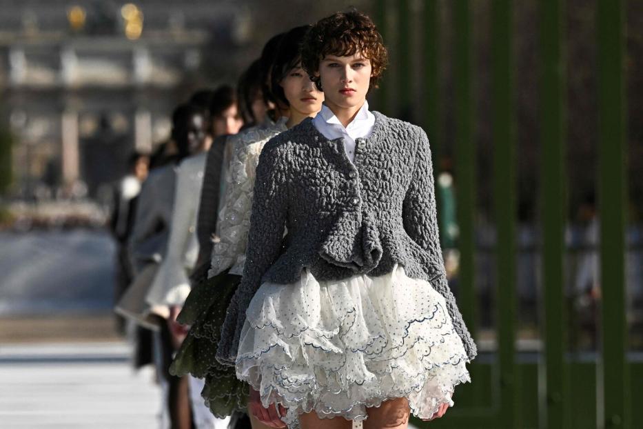 Das Finale mit allen Models auf dem Laufsteg bei Dior