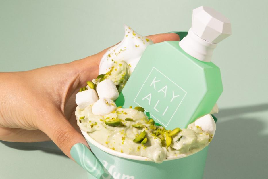 Parfum Kayali in einem Eisbecher