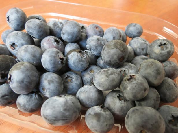 Hoher Blutdruck: Tägliche Portion Heidelbeeren hilft