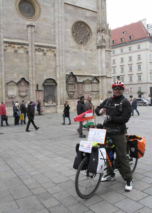 Für Frieden und gegen Klimawandel radeln