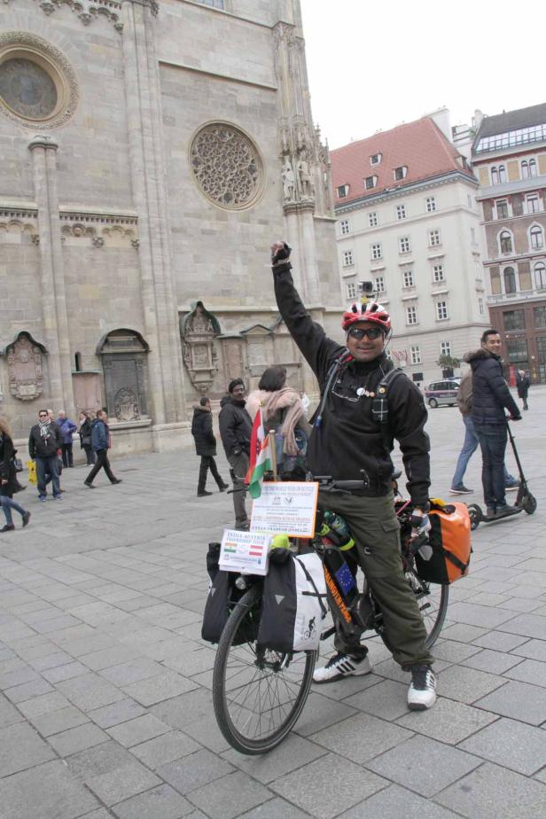 Für Frieden und gegen Klimawandel radeln