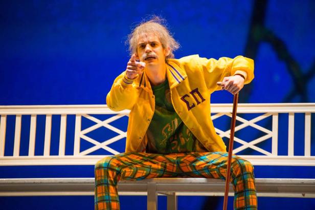 Fernestern - Der floh im All, Kinderfreunde-Musical 2015 Knapp daneben kann zum Ziel führen