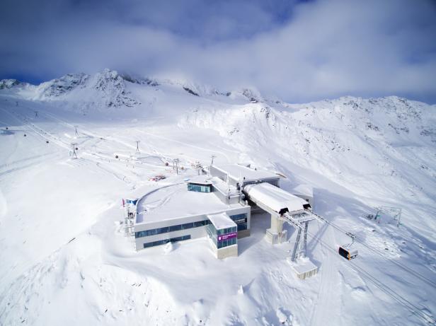 Neue 3S Eisgratbahn am Stubaier Gletscher
