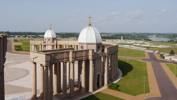 Yamoussoukro: Ein Petersdom im Nirgendwo