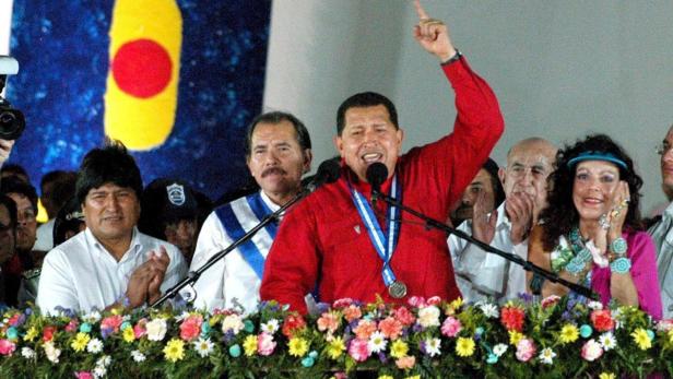 Hunderttausende bei Chavez-Trauerzug