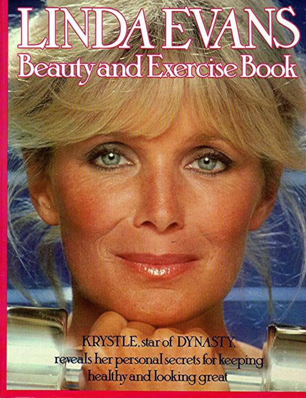 Das Cover des Buches „Linda Evans Beauty and Exercise Book“ zeigt das Gesicht der Schauspielerin Linda Evans.