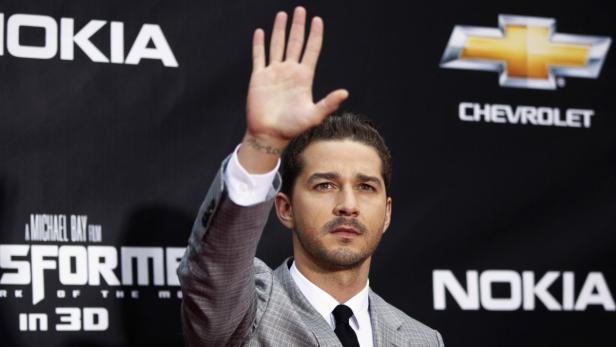 Shia LaBeouf bei der Premiere von „Transformers: Dark of the Moon“ in Moskau.