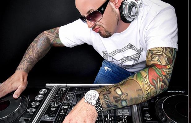 DJs sind "drittklassige Huren"