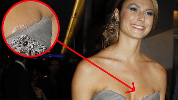 Johansson brüste scarlett Danielle Nicolet