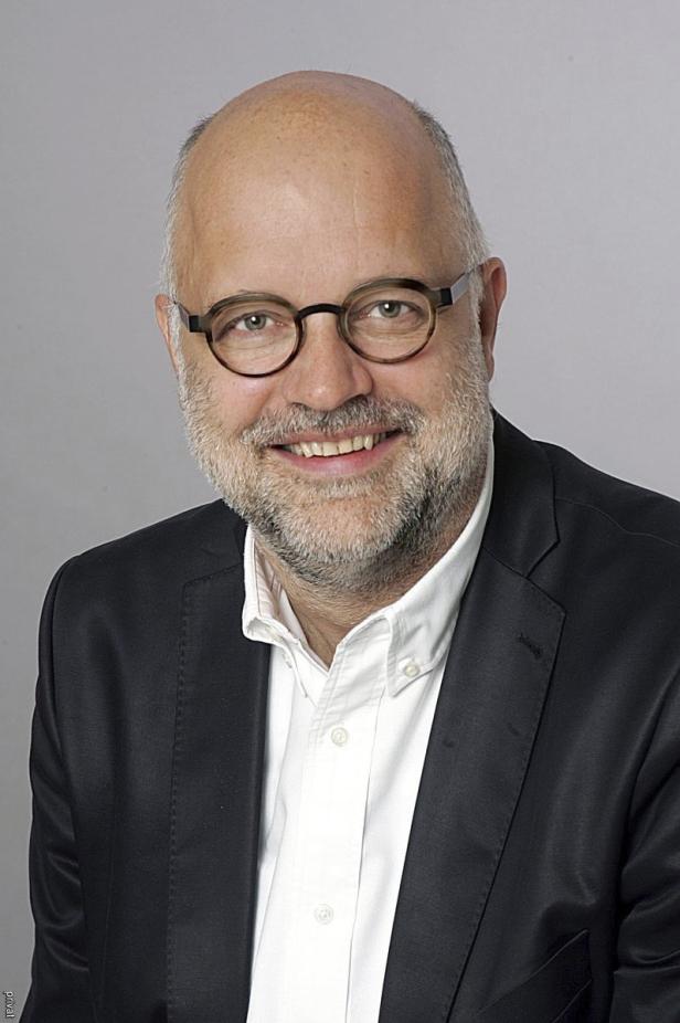 Notar Wolfgang Schuster