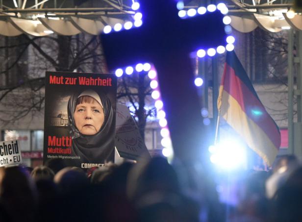 Rechtsradikale Parolen, dubiose Führer: Pegida-Chef Bachmann trat zurück