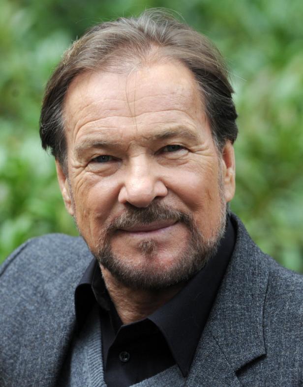 Porträt des deutschen Schauspielers Götz George.