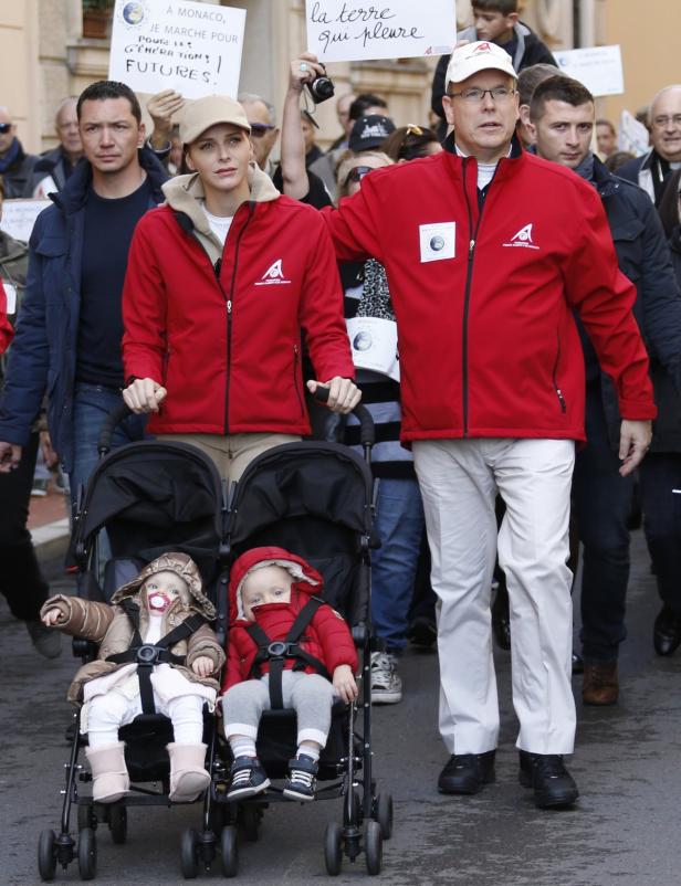 Charlène & Albert wollen mit Kids punkten