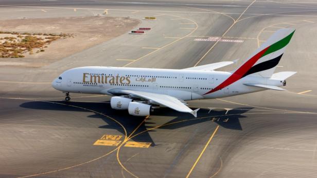 Emirates mit A380 im Anflug auf Wien