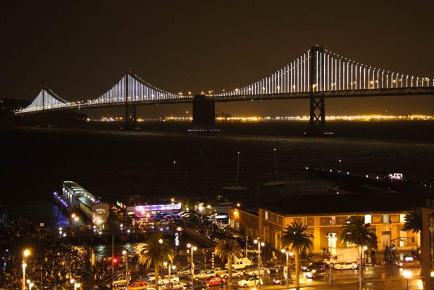 San Franciscos Bay Bridge in neuem Glanz