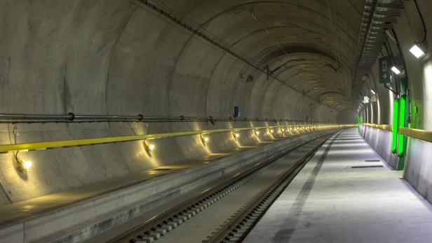 voestalpine lieferte Schienen und Weichen für Gotthard-Tunnel