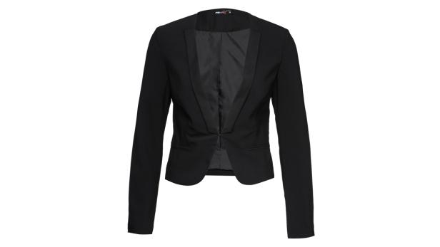 Ein schwarzer Blazer mit Reverskragen vor einem weißen Hintergrund.