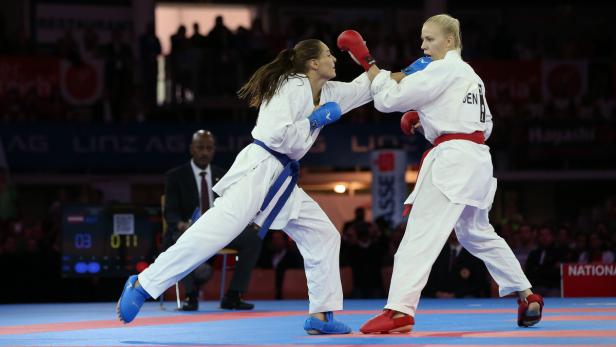 WM-Gold für Karatekämpferin Buchinger