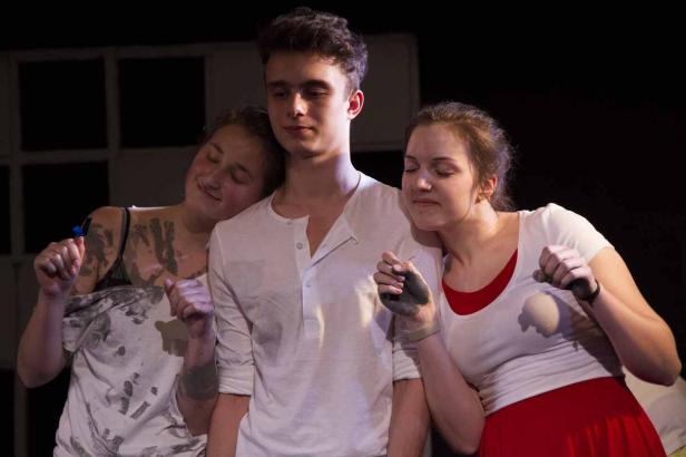maximal_medial_macht schule theater