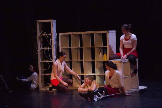 maximal_medial_macht schule theater