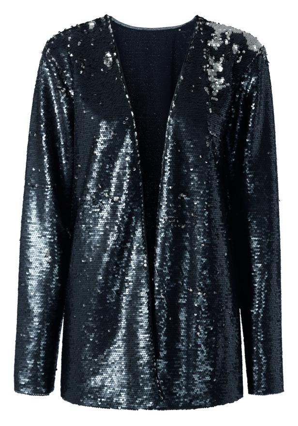 Eine schwarze, paillettenbesetzte Jacke vor einem weißen Hintergrund.
