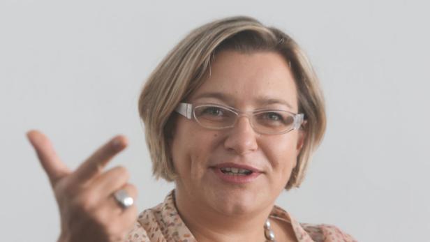 Es wird nur eine Frage der Zeit sein, bis die Studiengebühren-Frage wieder hochkommt.“ Karin Cvrtila OGM-Expertin Es wird nur eine Frage der Zeit sein, bis die Studiengebühren-Frage wieder hochkommt.“ Karin Cvrtila OGM-Expertin