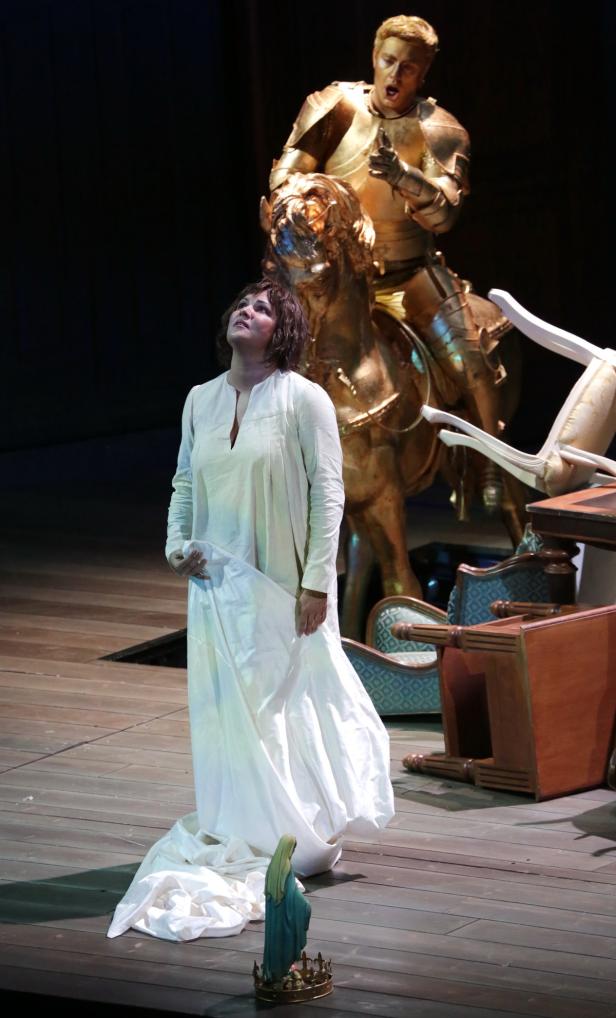Netrebko und die Ritter der Erdnuss