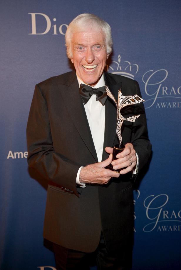 Dick Van Dyke Stars, die ihre Erkrankungen jahrelang geheim hielten