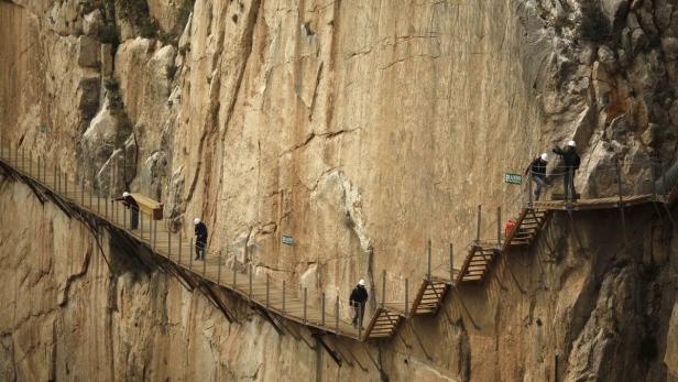 Todesweg: Gefährlichster Klettersteig der Welt eröffnet wieder