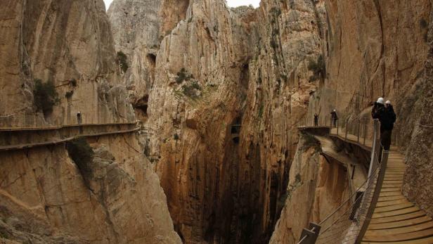 Todesweg: Gefährlichster Klettersteig der Welt eröffnet wieder